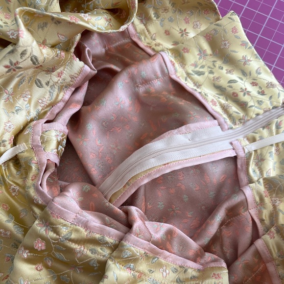 Brocade paper-bag waisted skirt with fabric belt - Picture 3 of 7